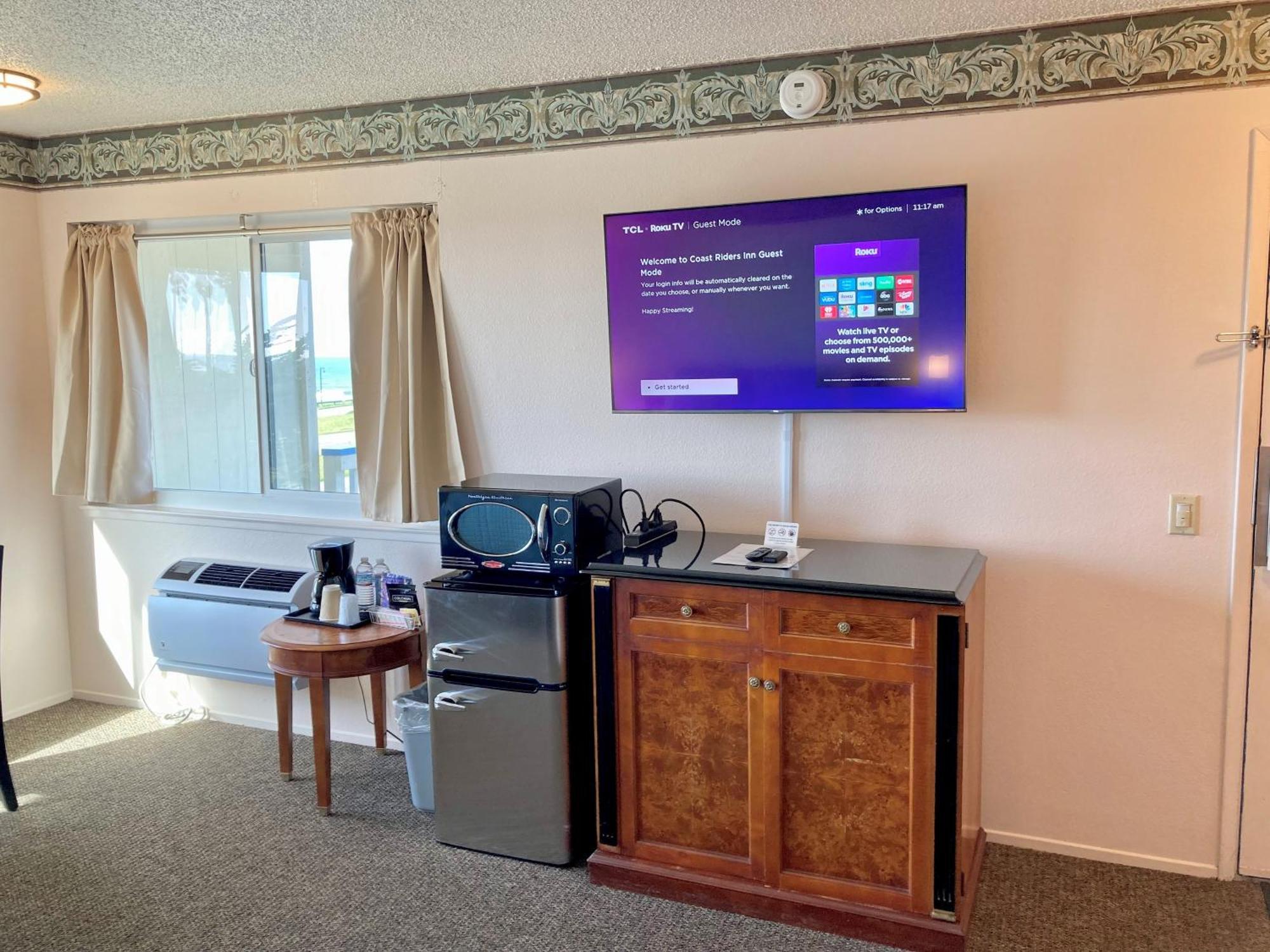 Coast Riders Inn سان سيموان الغرفة الصورة
